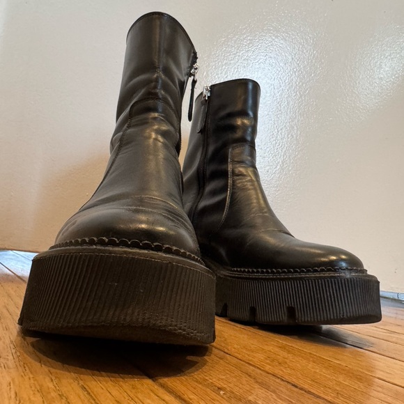 Freda Salvador Black Leather Platform Boots - Picture 5 of 7